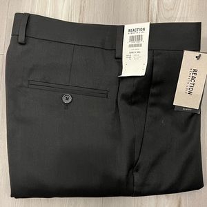 Kenneth Cole Men’s Black Pants (32W x 30L)